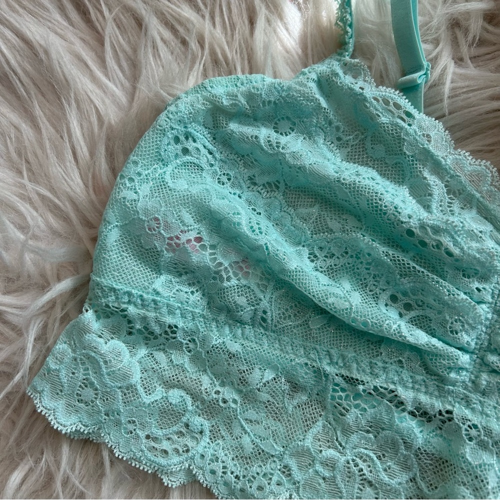 PINK Victoria’s Secret Bralette - Picture 4 of 4